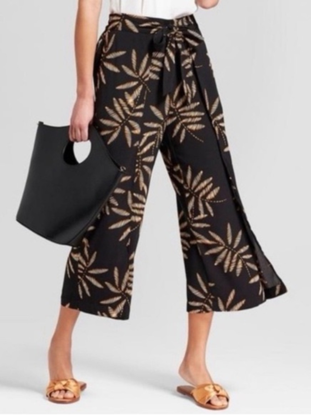 a new day Black Wide-Leg Tie-Waist Cropped Palm-Print Pants